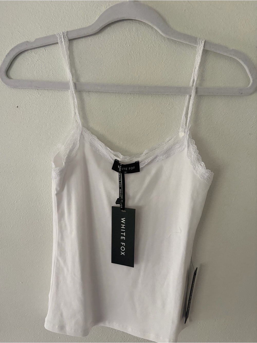 White Fox Boutique Tank Top Size medium